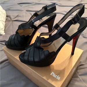 Christian Louboutin Very Prive Size 40
